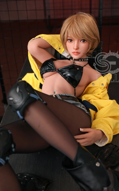 Avery, a Rebelde Sensual • SiliconGirls