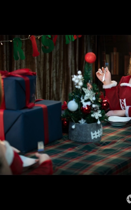 Ivanna navideña, tu regalo de estas navidades • SiliconGirls