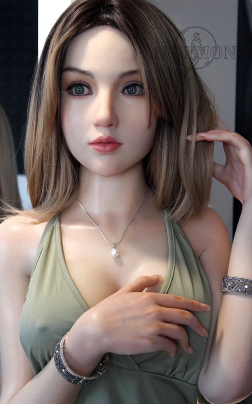 Bess, belleza estilizada • SiliconGirls