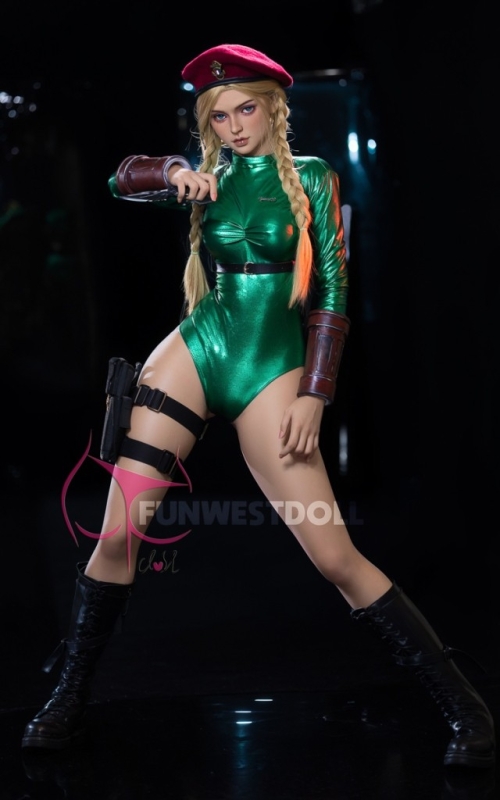 Cammy, coxas de aço Cammy, coxas de aço