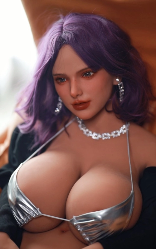 Torso Bego, lo mejor se guarda en frasco pequeño • SiliconGirls