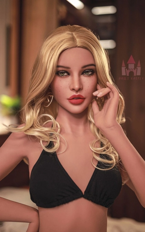 Iracone, rubia de infarto • SiliconGirls