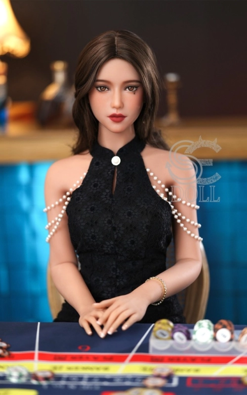 Queena, tu perfecta compañera • SiliconGirls