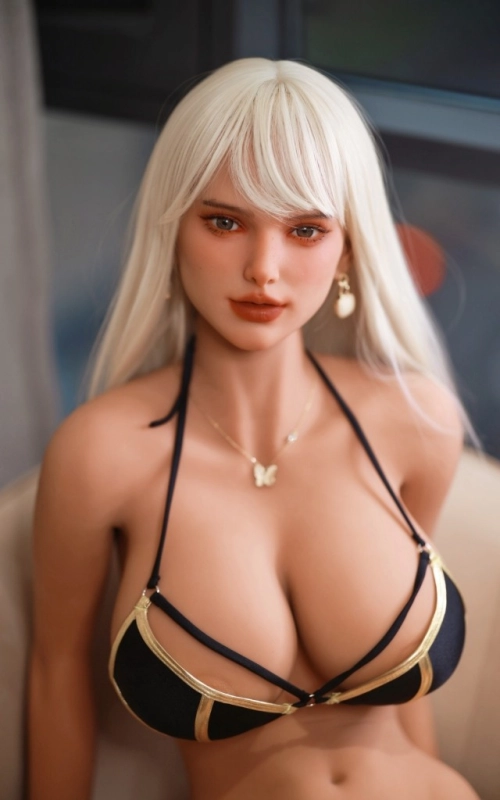 Rea, una chica atrevida y muy caliente • SiliconGirls