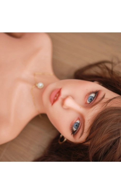 Amara, tu pequeño placer • SiliconGirls