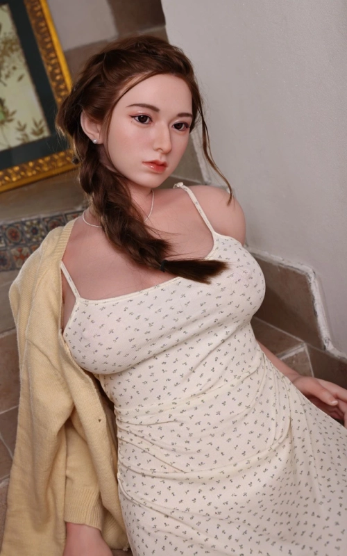 Yuan, uma asiática excitante • SiliconGirls