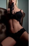 Torso Delia, una ardiente y complaciente compañera sexual • SiliconGirls
