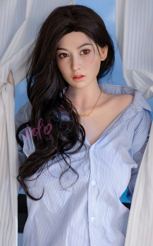 Wan Zhi, sua doce flor oriental • SiliconGirls