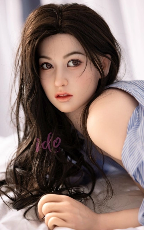 Wan Zhi, sua doce flor oriental • SiliconGirls