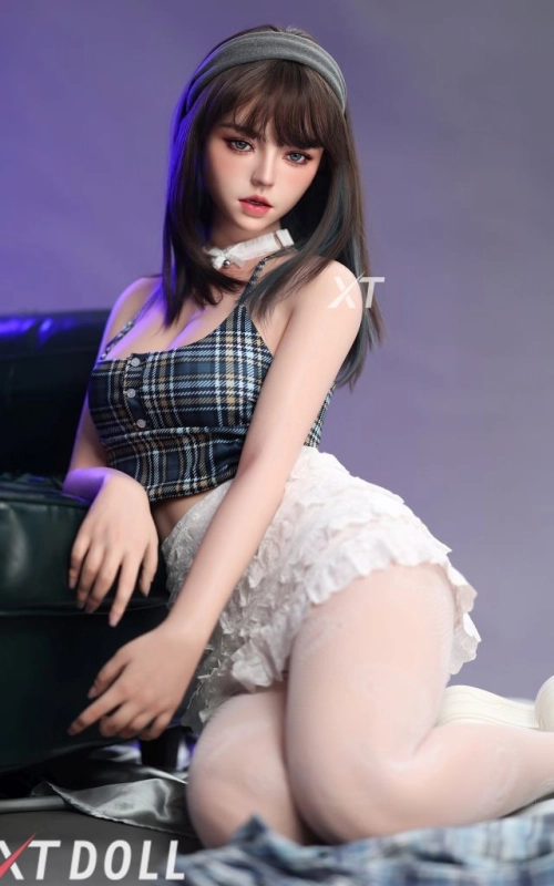 Rino Hoshino, una chica dispuesta a todo • SiliconGirls