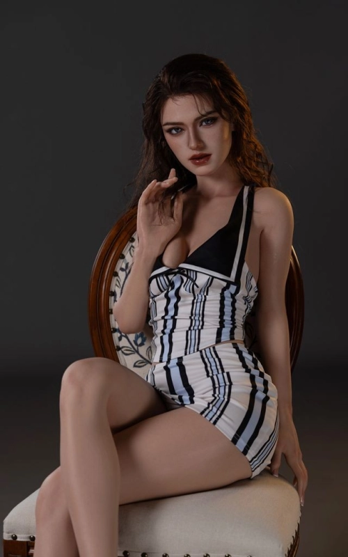 Alva, elegância e sensualidade • SiliconGirls