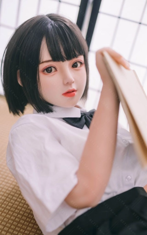 Convallaria, sua doce e meiga namorada • SiliconGirls