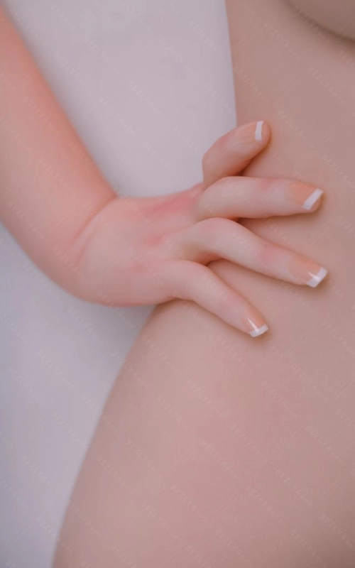 Convallaria, tu dulce y tierna novia • SiliconGirls