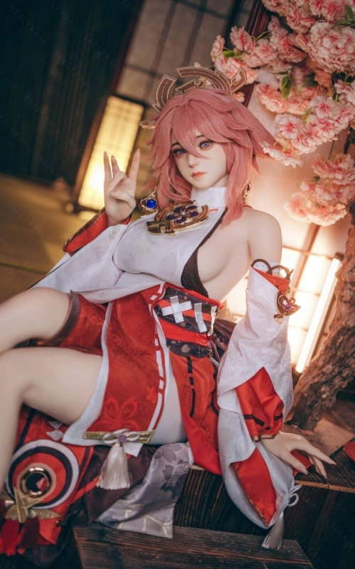 Yae Miko, directa al corazón • SiliconGirls