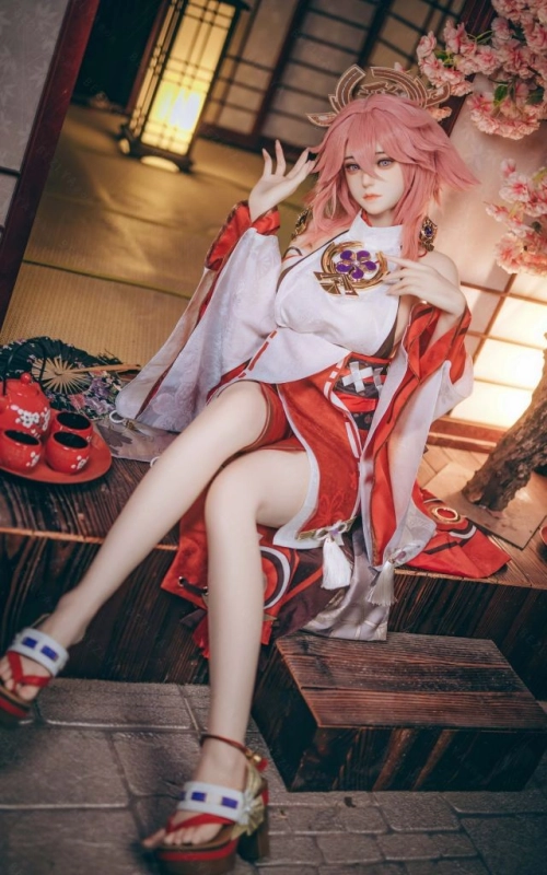 Yae Miko, directa al corazón • SiliconGirls