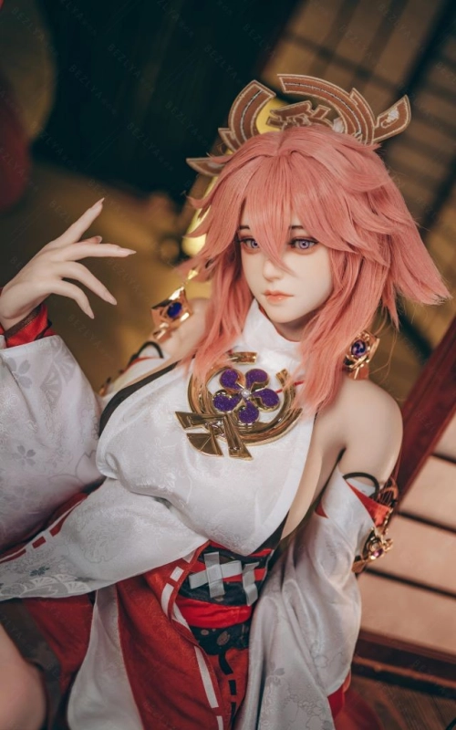 Yae Miko, directa al corazón • SiliconGirls