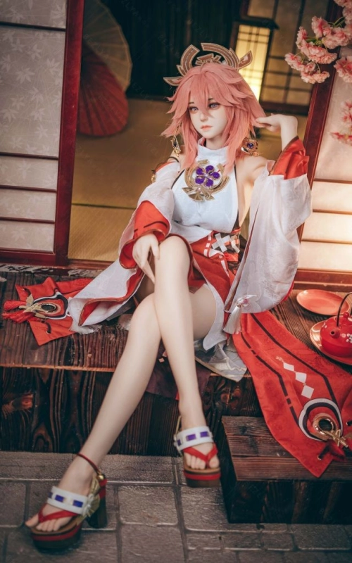 Yae Miko, directa al corazón • SiliconGirls