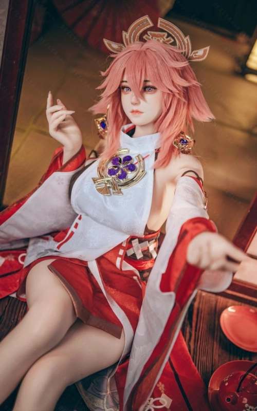 Yae Miko, directa al corazón • SiliconGirls