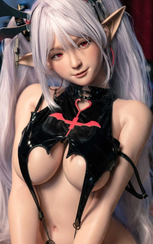 Chunmomo, la vampiresa pervertida • SiliconGirls