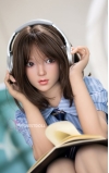 Nika, una estudiante muy aplicada • SiliconGirls