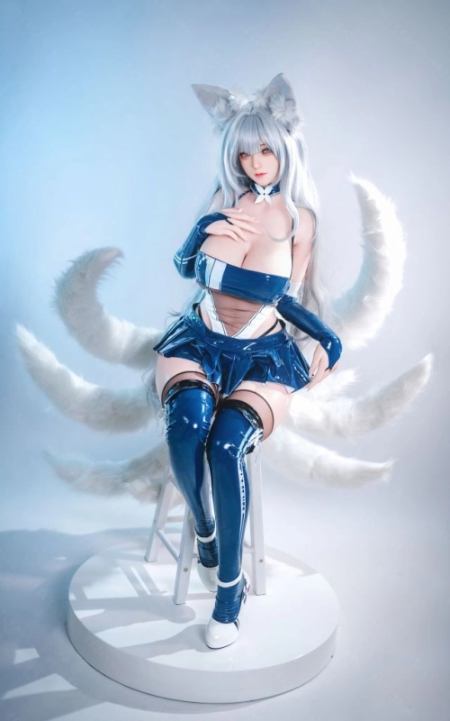 Shinano, a lua feita carne • SiliconGirls