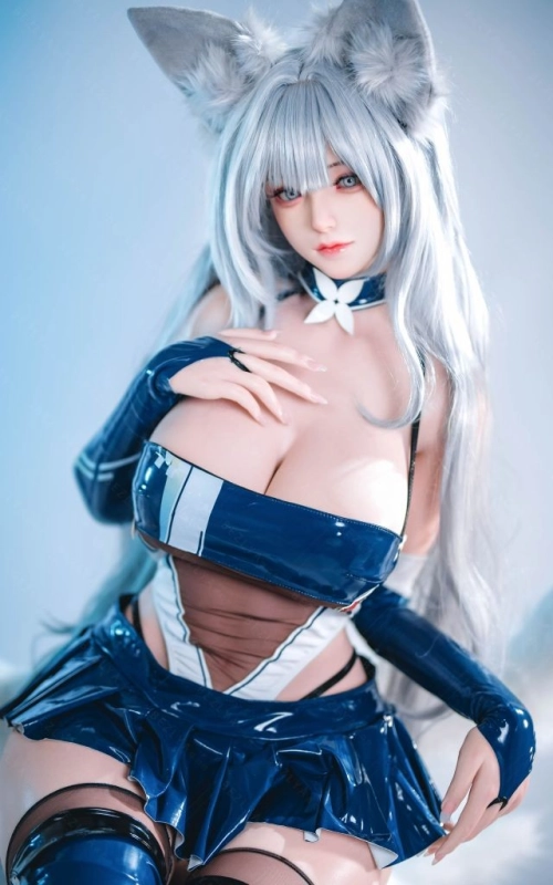 Shinano, a lua feita carne • SiliconGirls