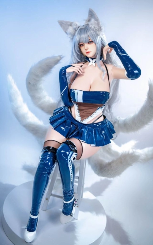 Shinano, a lua feita carne • SiliconGirls