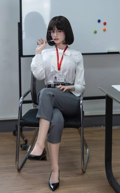 Shizukawa, sua secretária leal e dedicada • SiliconGirls