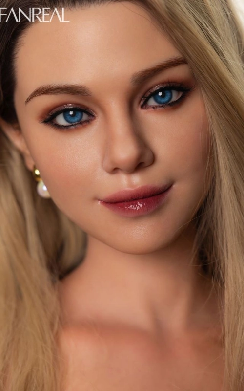 Mariana, Curvas e Prazer • SiliconGirls