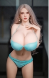 Vega, curvas de escándalo • SiliconGirls