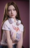 Miaoyu, sua namoradinha jovem e sempre na moda • SiliconGirls