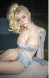 Beth, una refrescante brisa veraniega • SiliconGirls