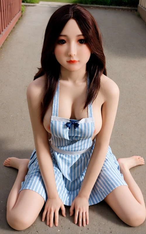 Mizuki, tu pequeña ama de casa • SiliconGirls