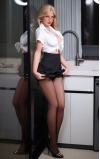 Julia, sua amante doce e leal • SiliconGirls