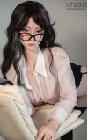 Lucy, sua namorada exuberante e leal • SiliconGirls