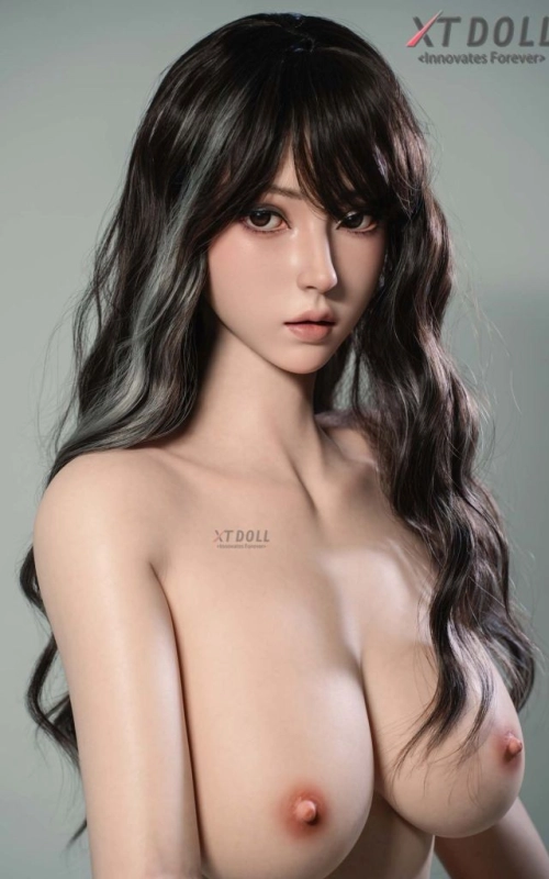 Lucy, sua namorada exuberante e leal • SiliconGirls