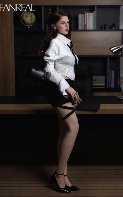 Gina, sua secretária dedicada • SiliconGirls