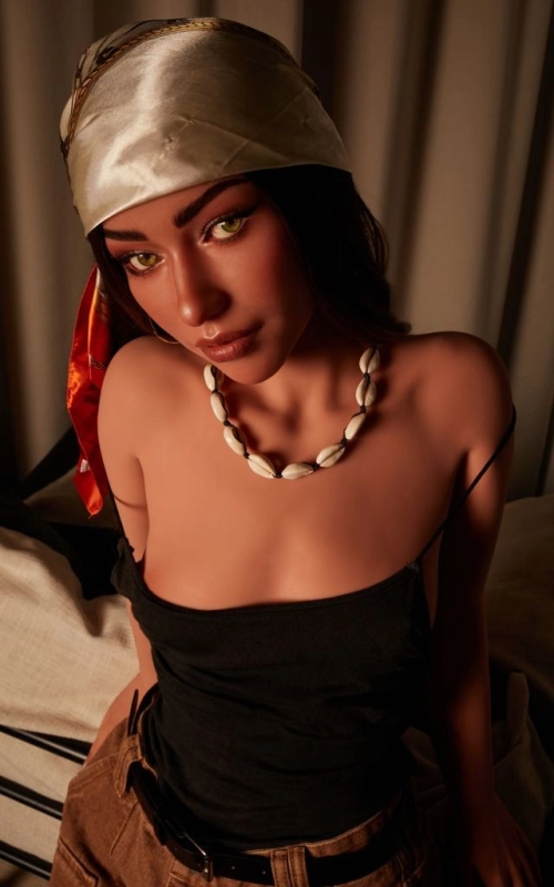 Tori, tu novia joven y siempre perfecta • SiliconGirls