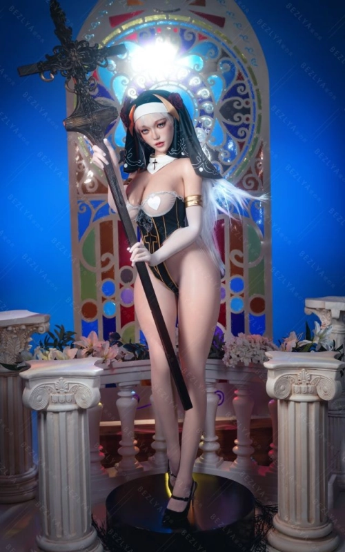 Lleva a casa la divinidad sensual de Nymphaea • SiliconGirls