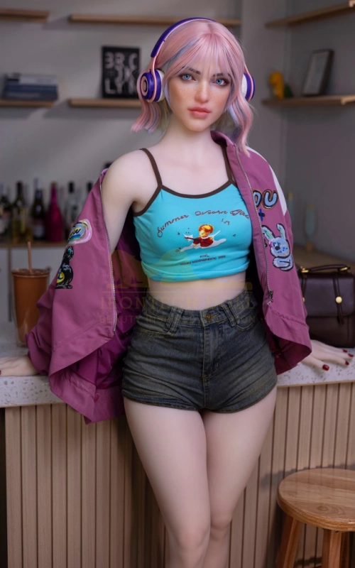 Cloe, ansiosa por se conhecerem intimamente • SiliconGirls
