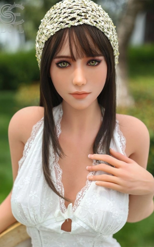 Queenise, tu compañera ideal • SiliconGirls