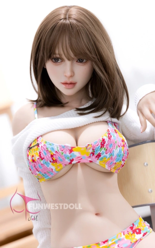 Lilu, tu compañera de piso • SiliconGirls