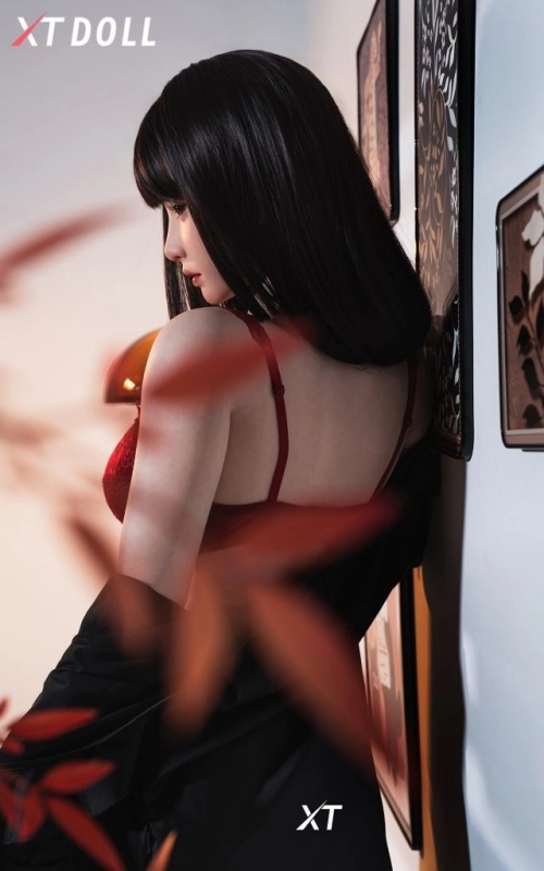 Naoko, tu chica alegre y desinhibida • SiliconGirls