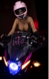 Valeria motorista, uma amante da adrenalina • SiliconGirls