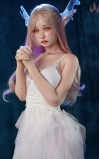 Lyla, tu joven y adorable elfa • SiliconGirls