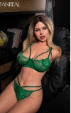 Carlee, tu novia de belleza explosiva • SiliconGirls