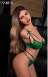 Carlee, tu novia de belleza explosiva • SiliconGirls