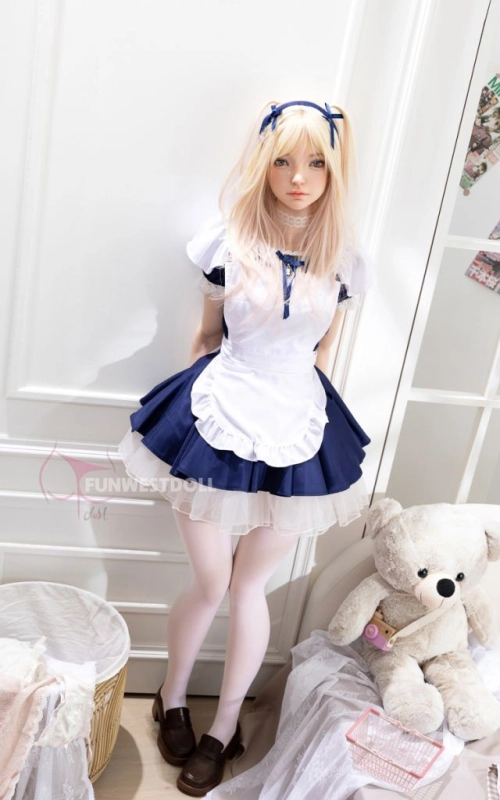 Giselle, tu doncella servicial • SiliconGirls