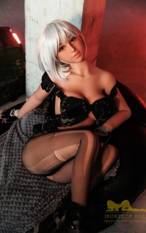 Manami, puro escándalo • SiliconGirls