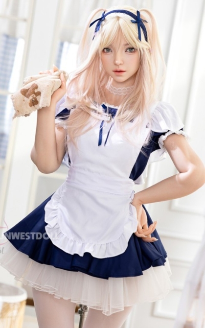 Giselle, tu doncella servicial • SiliconGirls